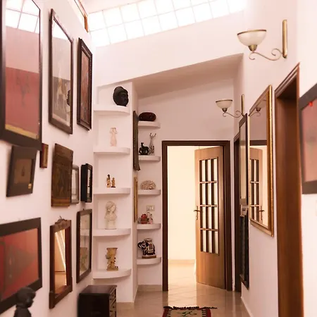 Flagnest - Vintage Comfort Apartment